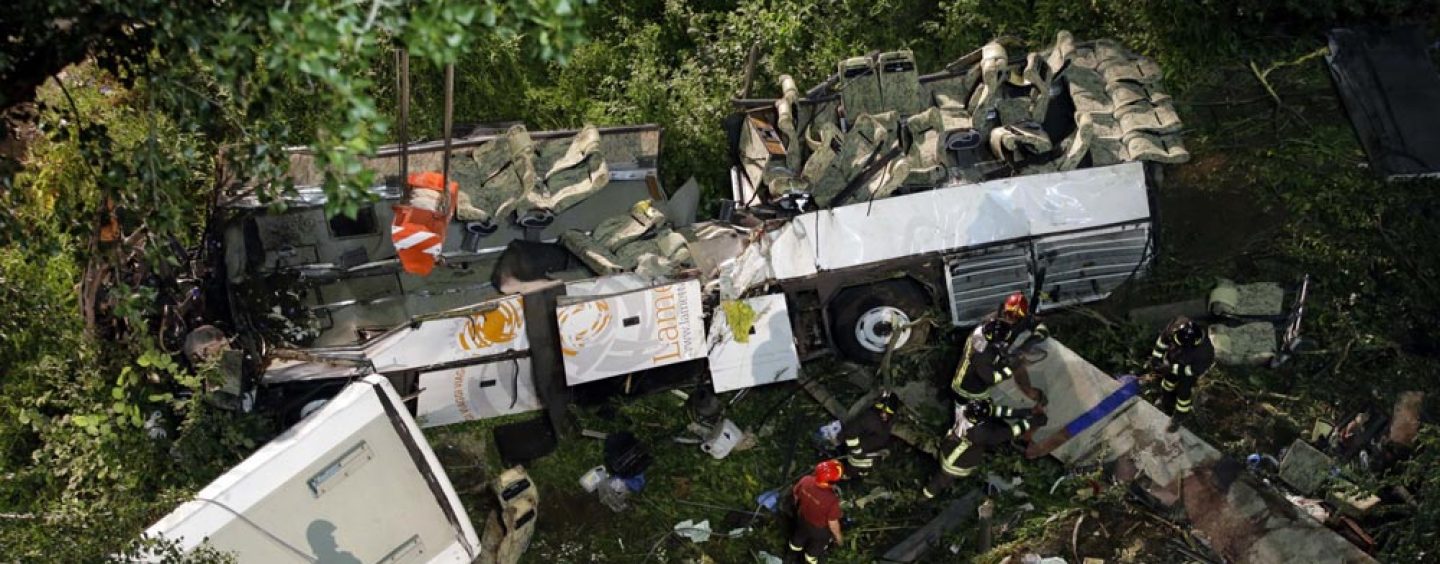 Processo Bus A16, ascoltati i periti di Autostrade: “Il New Jersey non avrebbe mai potuto reggere”