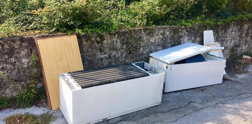 Guasto al numero verde, Irpiniambiente sospende il servizio per i rifiuti ingombranti