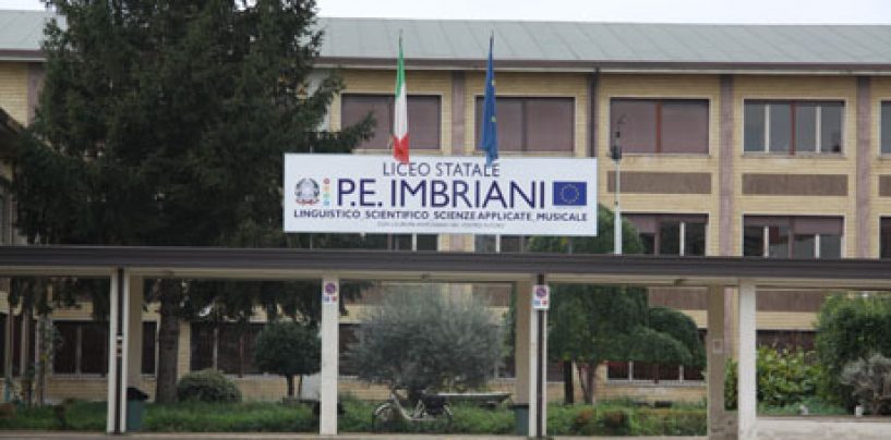 “Il treno del futuro: i giovani incontrano il mondo del lavoro”, ultima tappa all’Imbriani