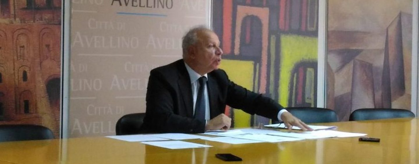 Gioco d’azzardo, Iannaccone risponde a Festa: “Fumo negli occhi per salvare le slot”