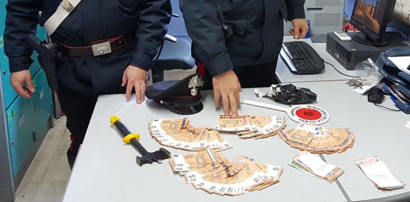 Nascondeva 10mila euro in banconote false nel cruscotto: arrestato