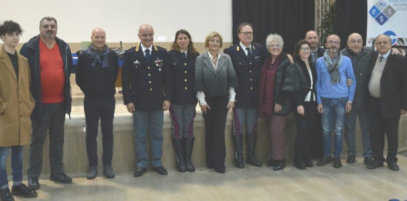Sicurezza sulle strade, la Polizia Stradale incontra gli studenti dell’“Imbriani”