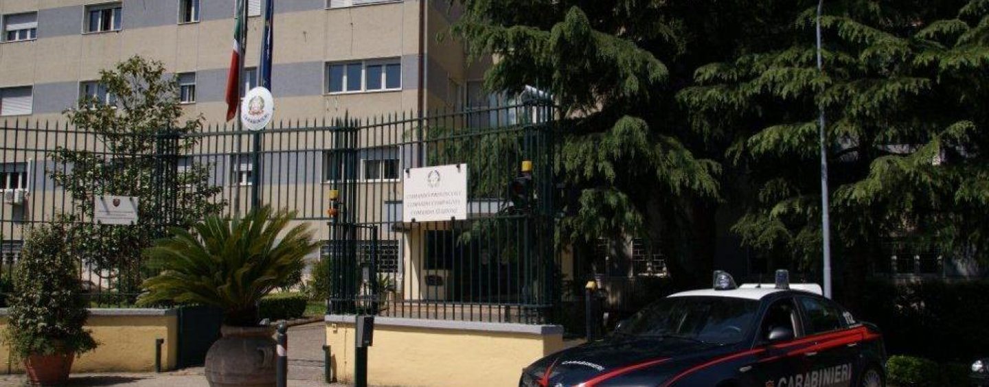 Benevento, immigrati reclutati presso un centro e sfruttati nei campi: denunciati imprenditori