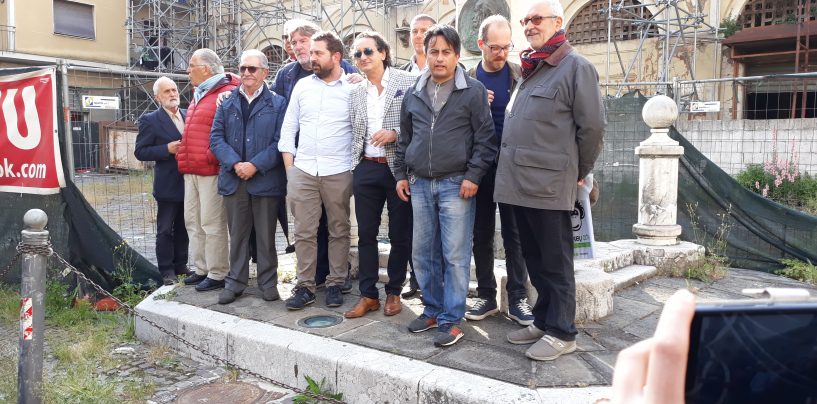Centro storico, l’appello dei commercianti: “Liberate piazza Amendola”