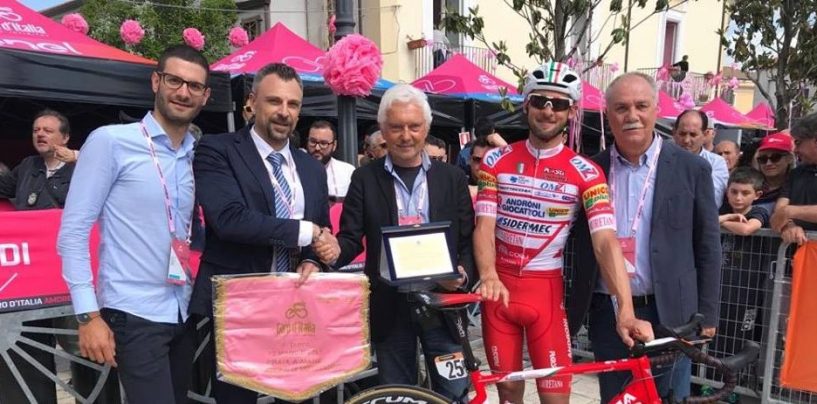 Giro d’Italia, Gianni Savio premiato dal Comitato Tappa di Mercogliano
