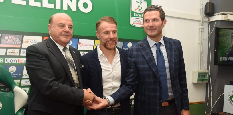 Avellino, le porte girevoli del mercato
