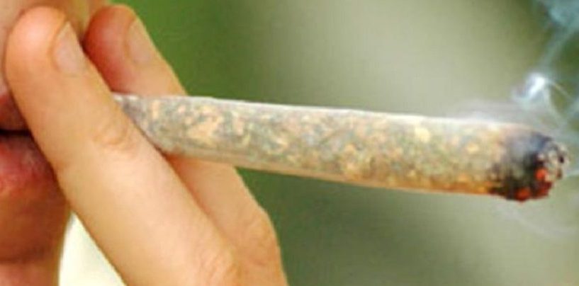 Sorpresi da Carabinieri con hashish e uno spinello: segnalati due giovani irpini