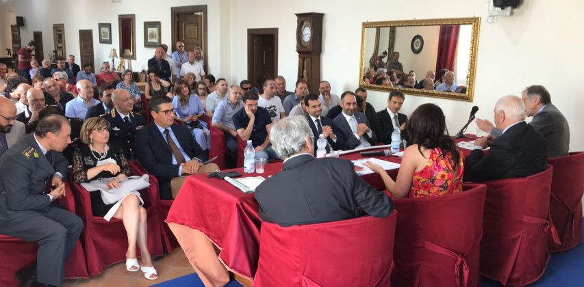 FOTOGALLERY/ Doppio Binario: a Montemiletto confronto sul tema della giustizia