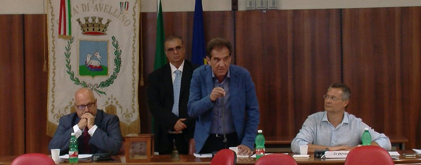 Scontro Ciampi-consiglieri, Maggio invita alla calma: “Servono comportamenti più civili”