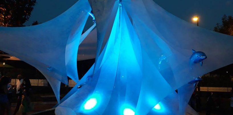 FOTO/ Le lanterne fluttuanti incantano piccoli e grandi