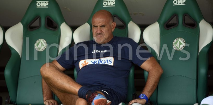 Calcio Avellino, l’emozione della prima a casa con la storia per antipasto