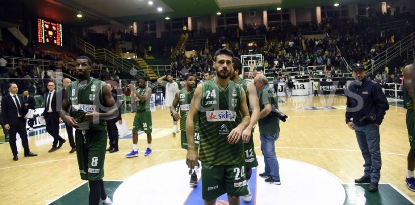 Sidigas, esordio al Del Mauro rovinato dall’ex Sacripanti. La Virtus scatta nel finale