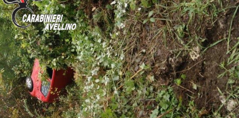 Auto finisce in una scarpata, ferito il conducente