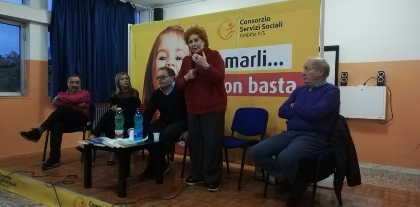 Rapporto genitori-figli, la scrittrice Parsi a Venticano: “Serve condivisione”