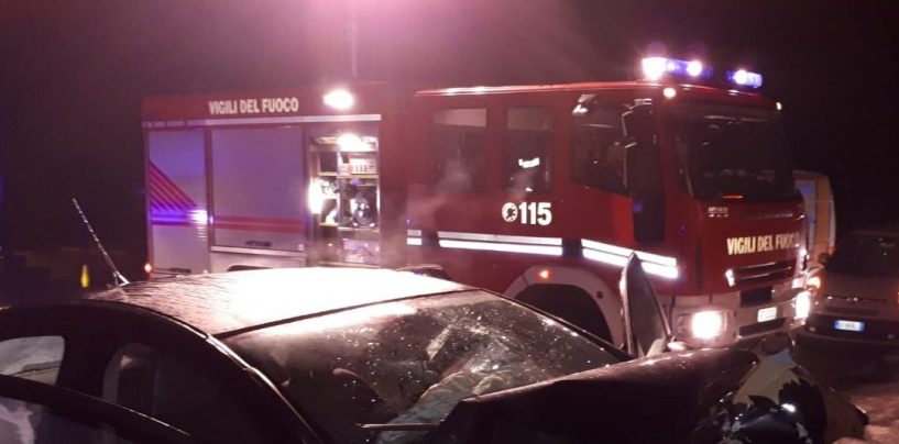 Benevento, scontro violento in tangenziale: due le persone ferite