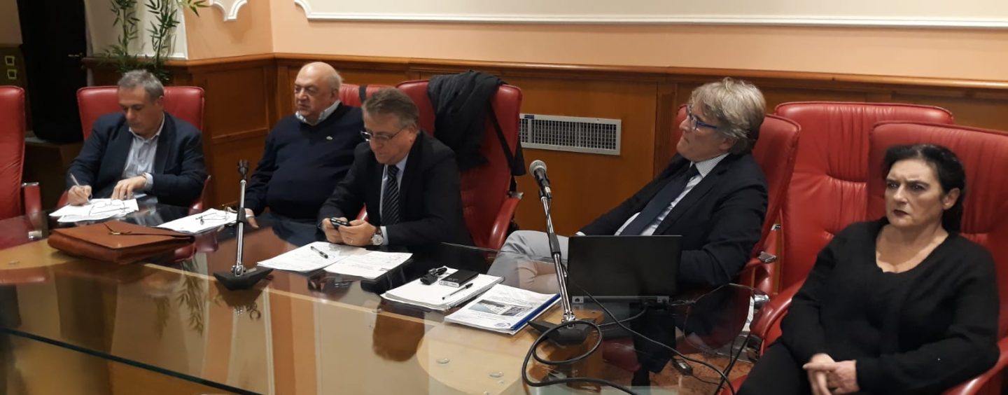 “Il Mancini può riaprire”. I genitori non si arrendono, attesa per la decisione del Riesame