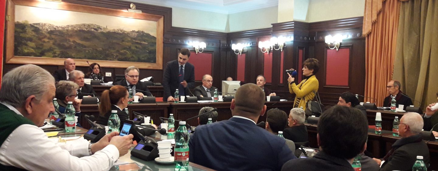 Lioni-Grottaminarda: “Ripartano i lavori”, Regione, sindaci, industriali e sindacati insieme ad Ariano