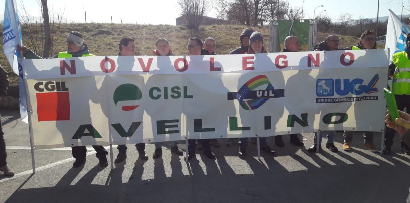 Vertenza Novolegno, i dipendenti rilanciano la protesta: domani in Prefettura, poi incontro con i parlamentari