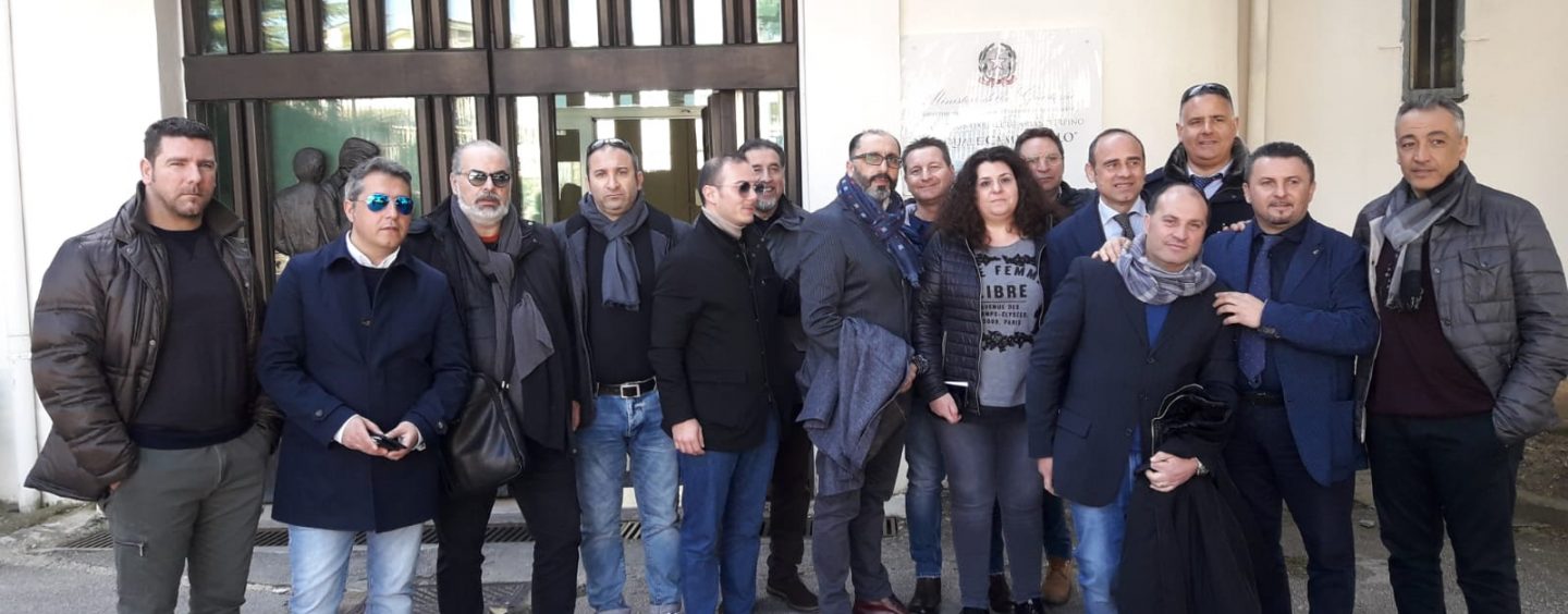 Caos carceri in Campania, i sindacati annunciano: “Lunedì 25 marzo sit-in fuori dal Prap della Regione”