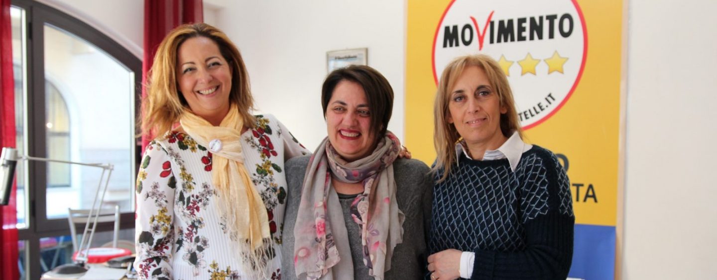 Movimento 5 Stelle, tre insegnanti a sostegno di Picariello: “Ecco le nostre proposte per la scuola”
