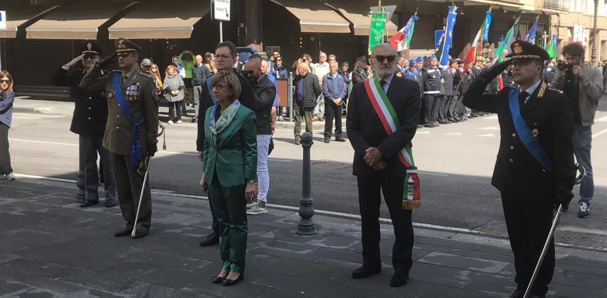 FOTO/ I festeggiamenti per il 73° anniversario della Repubblica ad Avellino