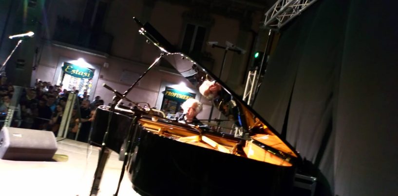 Lo staff di Morgan “taglia” 1.000 euro. A Irpinia Mood 4mila euro per le associazioni