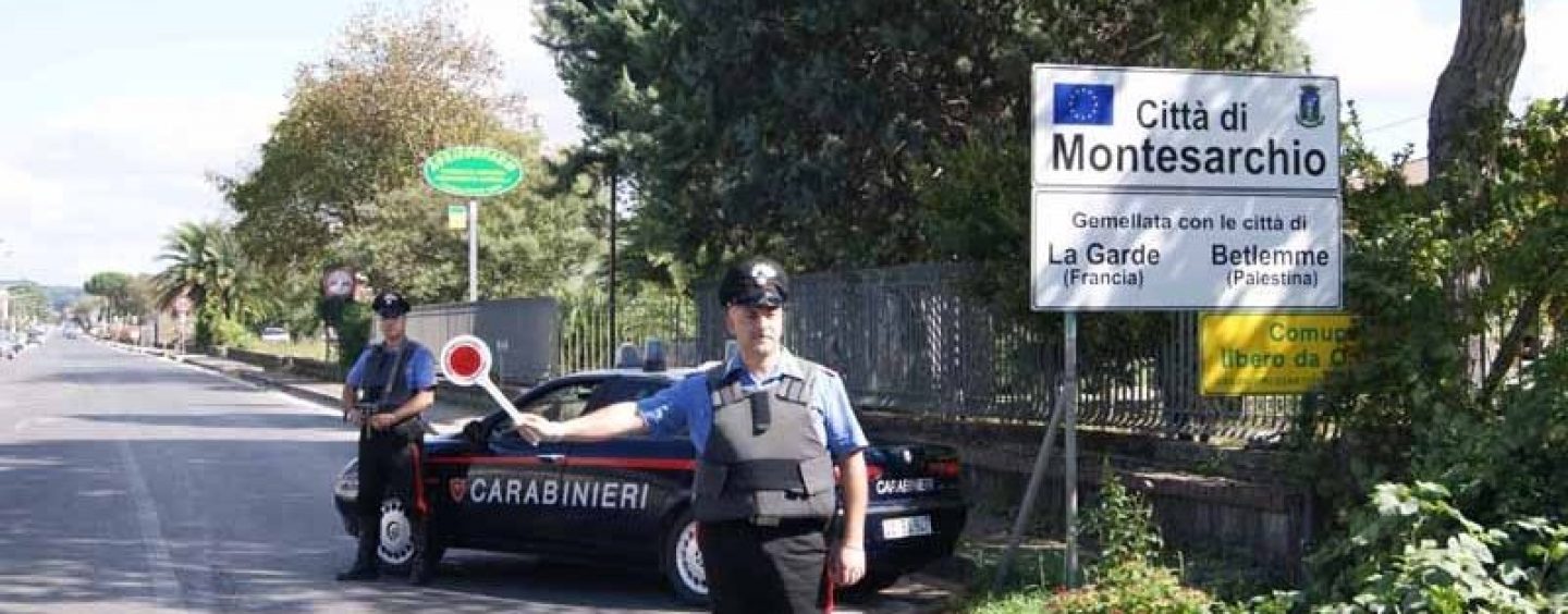 Sperona l’auto dei Carabinieri dopo aver tentato il furto di un’auto con la forza: arrestato un 26enne
