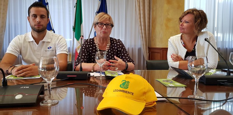 “Puliamo il mondo”, il kit per l’ambiente. D’Amelio: “Un modo per educare alla legalità”