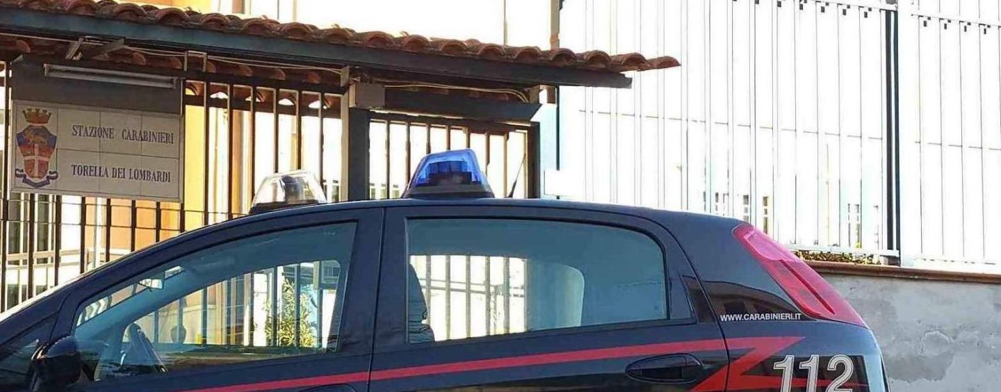 Dà fuoco a residui vegetali a due passi dal centro, 60enne di Torella dei Lombardi nei guai