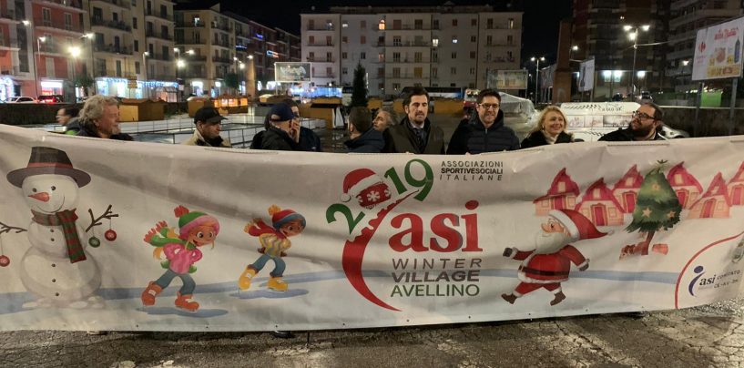 Pista di pattinaggio in piazza Kennedy, l’apertura slitta al 23 dicembre