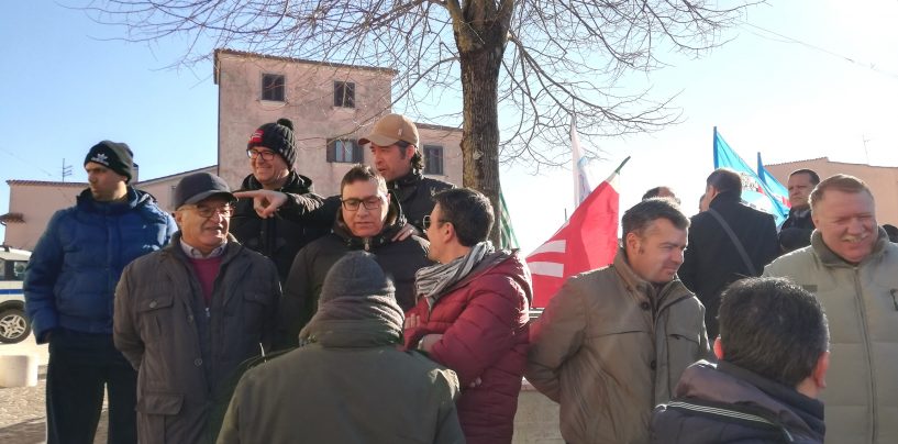 Novolegno, monta la rabbia dei lavoratori: “Andremo a protestare in Friuli a casa di Fantoni”