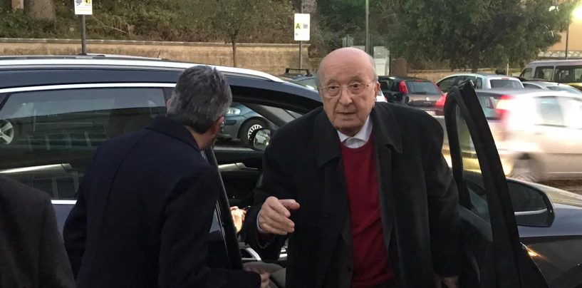 “Nusco, un paese alla paralisi”. Opposizione contro il sindaco Ciriaco De Mita