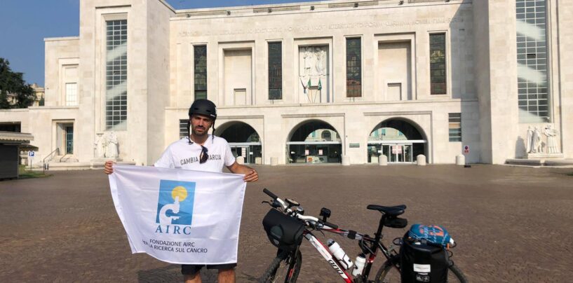 In bicicletta contro il cancro. Marco da Milano a Padula passando per l’Irpinia