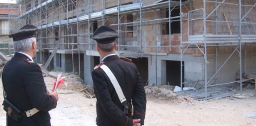 Lotta al lavoro nero sui cantieri in Irpinia, controlli e sanzioni da parte dei carabinieri
