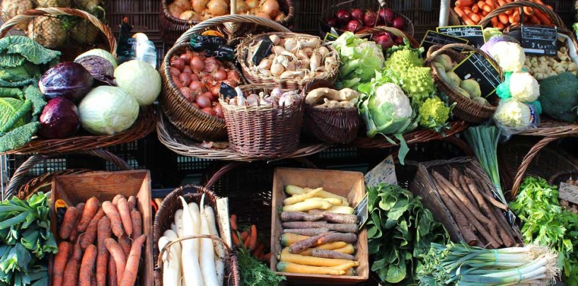 Consumi: da +4% frutta a +17% olio, ecco il ritorno della dieta mediterranea