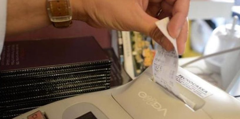 Attività pubbliche e commerciali: circa la metà dei conti è senza scontrino