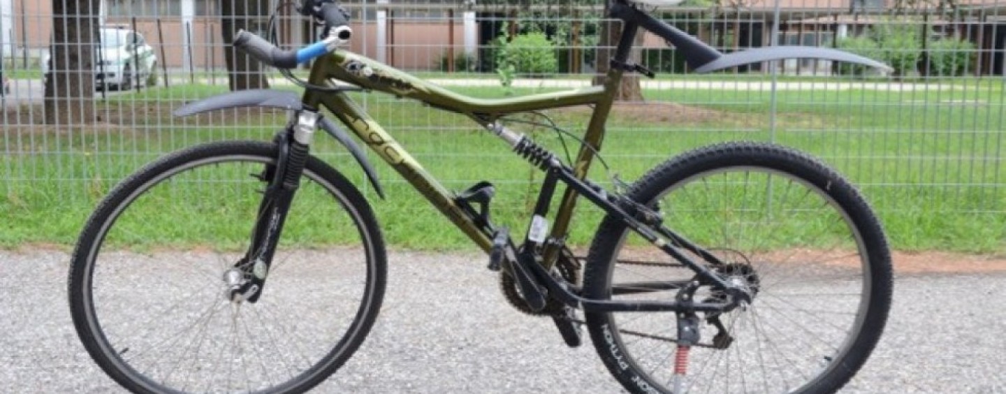 Da Avellino a S. Giuseppe Vesuviano in bici nel ’95: nuova “missione” per un prof 75enne