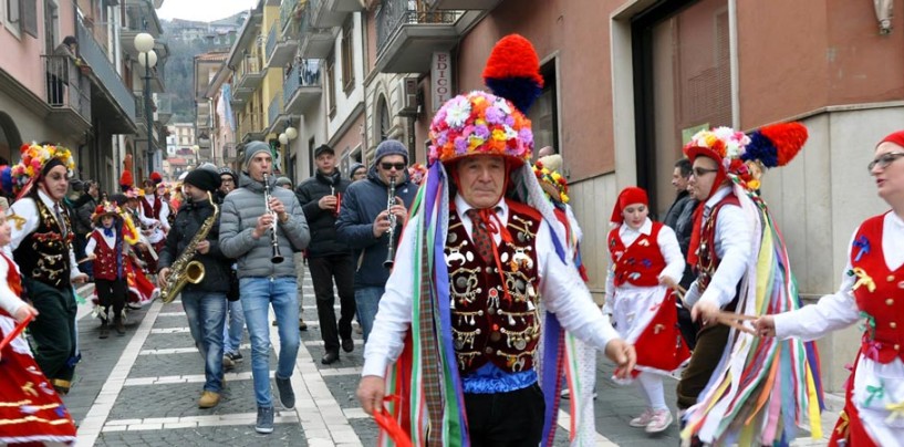 Carnevale Princeps Irpino, gran finale domenica a Mercogliano con centinaia di figuranti da tutta l’Irpinia