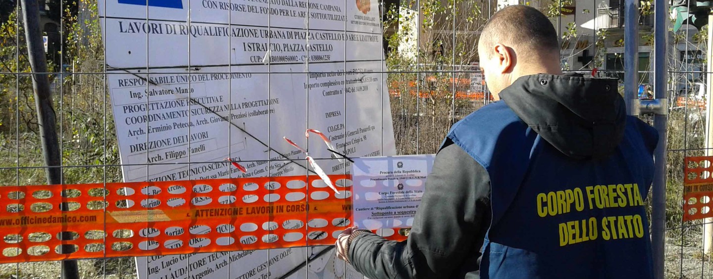 Avellino, nuovo blitz al Comune: nel mirino degli inquirenti la mancata bonifica di Piazza Castello