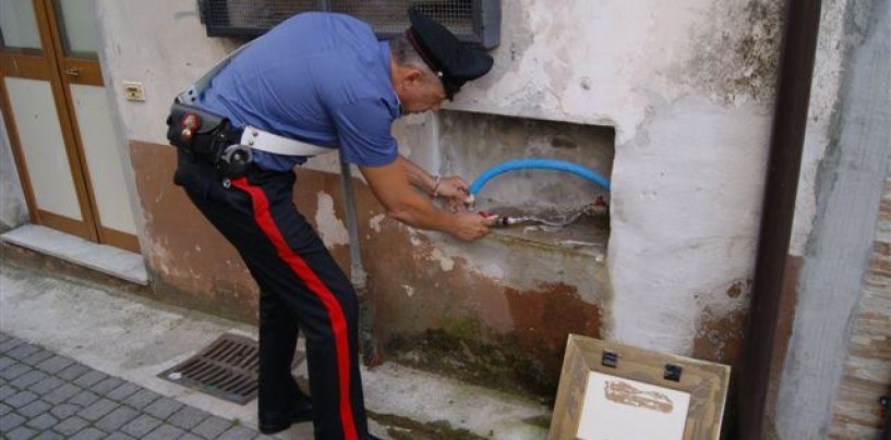 Furto di acqua e ricettazione: nei guai sette persone