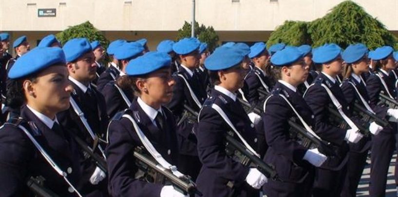 T-shirt e cellulari per truccare concorso della Polizia Penitenziaria, tre arresti e 160 avvisi ai concorrenti