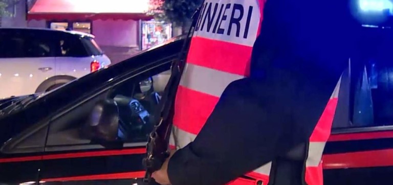 Provoca incidente e non presta soccorso: 84enne denunciato
