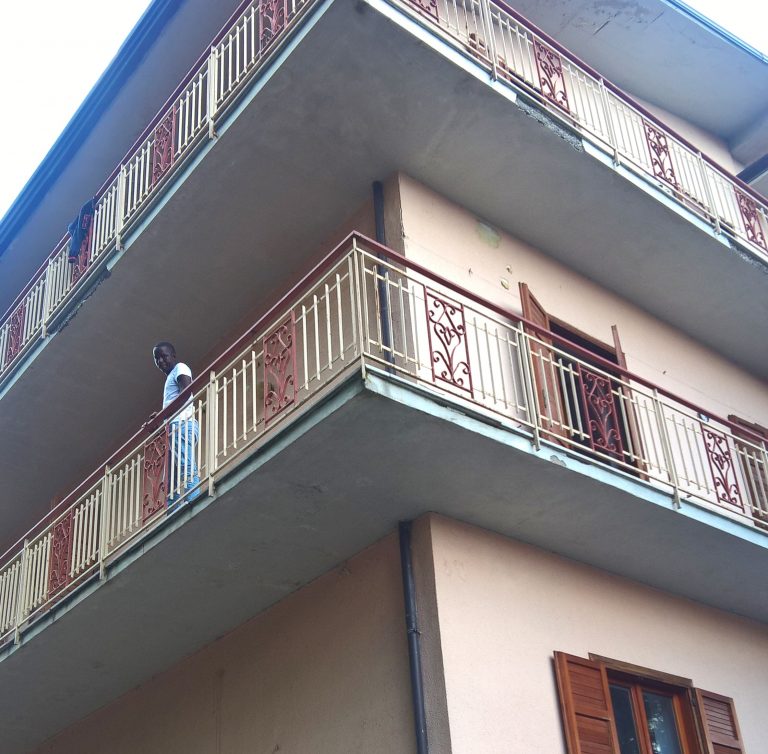 Avellino, sequestrato il centro di accoglienza di via Serroni
