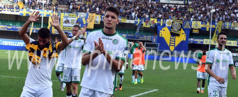 Troppo Verona: l’Avellino affonda al Bentegodi. Rivivi il live