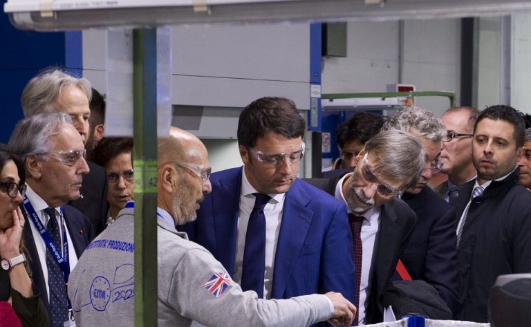 Matteo Renzi ad Avellino, il programma del tour del Premier