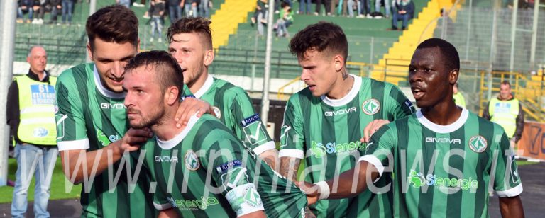 Avellino – Spezia 1-0: la fotogallery di Irpinianews