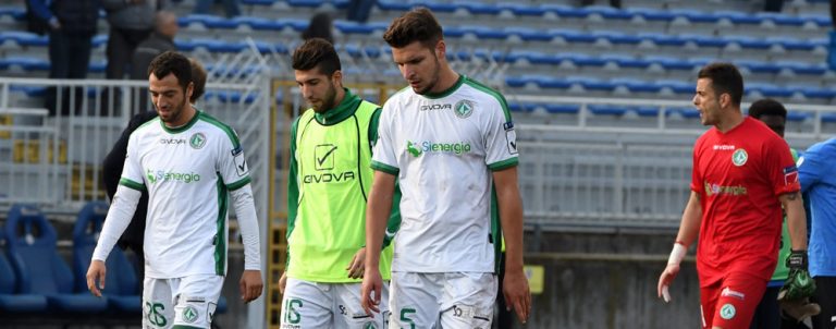 Novara – Avellino 1-0, la fotogallery di Irpinianews