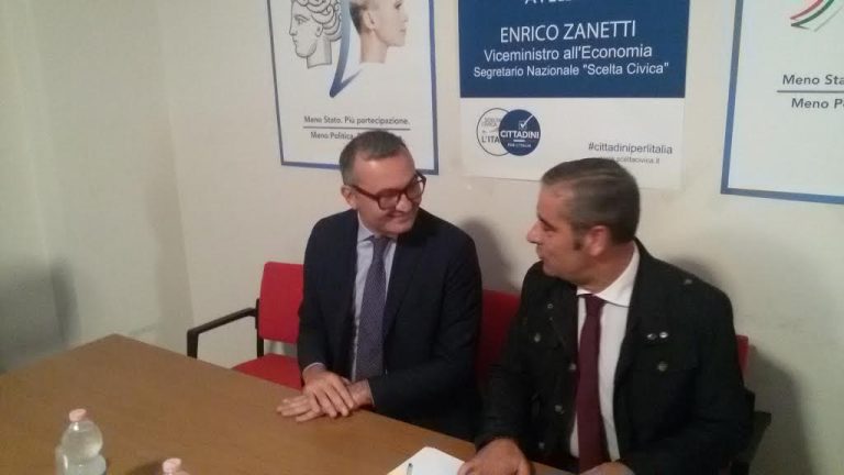 Referendum, il viceministro Zanetti ad Avellino: “Sosteniamo il cambiamento. Fronte del no? Un’accozzaglia indistinta”