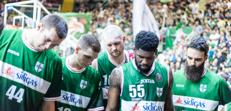 Basket – Il DelMauro non è più un fortino: terza “L” di fila, domenica c’è Brindisi