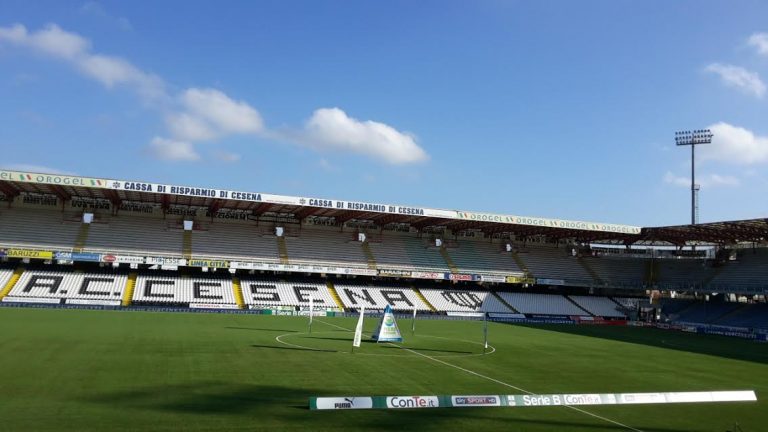 Club a rischio, processi e diritti tv: quante spine nel fianco della Serie B